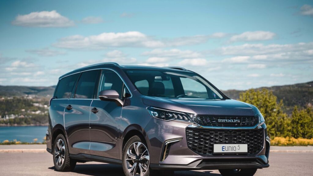 Maxus Euniq 5 "frontal"