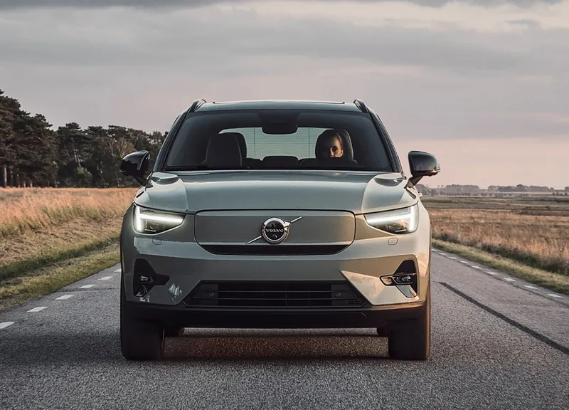 Líneas suaves XC40 Recharge