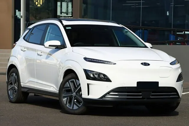 Hyundai Kona Electric "Atlas White"