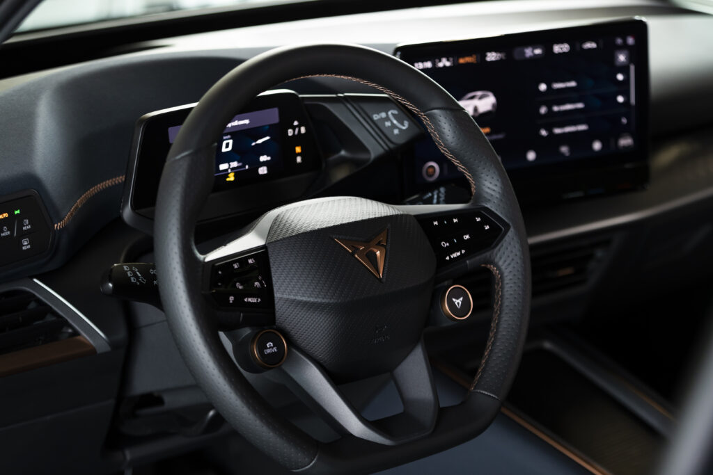 Volante deportivo Born e-Boost