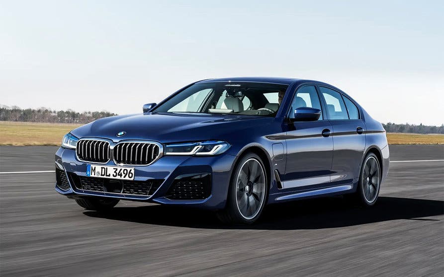 Tanzanite Blue BMW i5 eléctrico