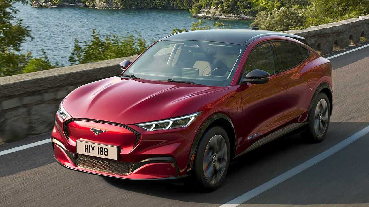 Ford Mustang Eléctrico Rojo Rapid