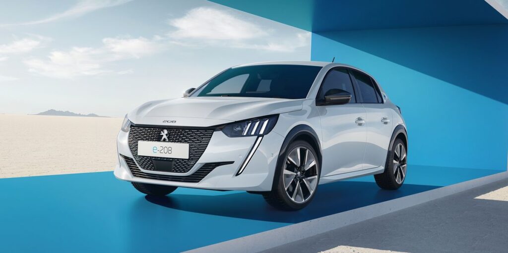 Peugeot e-208. Los Coches Eléctricos más Baratos con más Autonomía en 2023